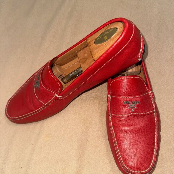 RED LEATHER PRADA DRIVING SHOES SIZE 12M - Picture 1 of 2